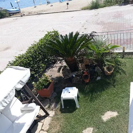 Porto Maria Settlement *